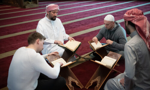 Quran Recitation with Tajweed – Beginner to Advanced